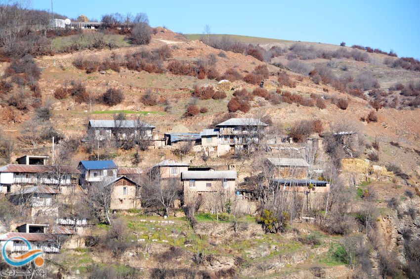 معرفی روستای وزوار گلوگاه و دیدنی های آن