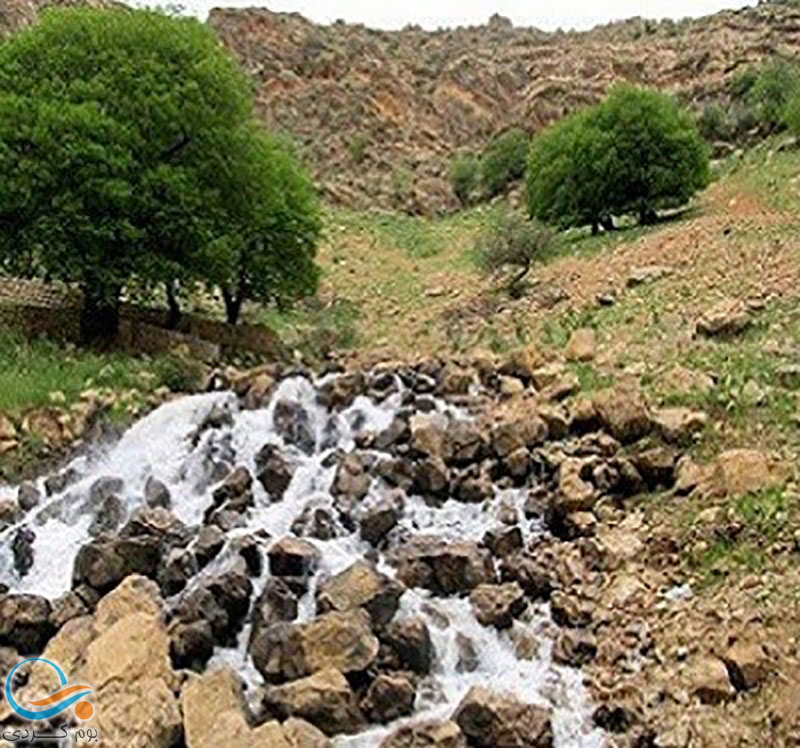 آشنایی با چشمه سرداب رستم آباد اردل و جاذبه های آن