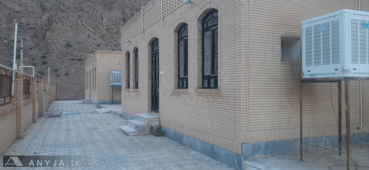 بومگردی عمادالملک، سوییت های اختصاصی (طبس)
