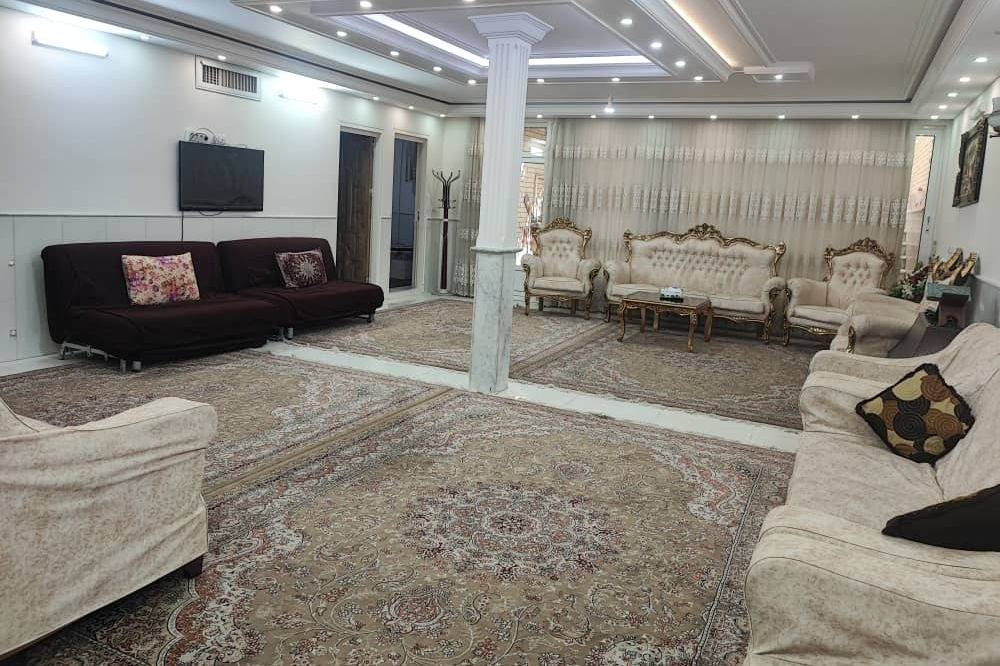 واحد دوخواب ۱۵۰ متری حیاط دار (کاشان)