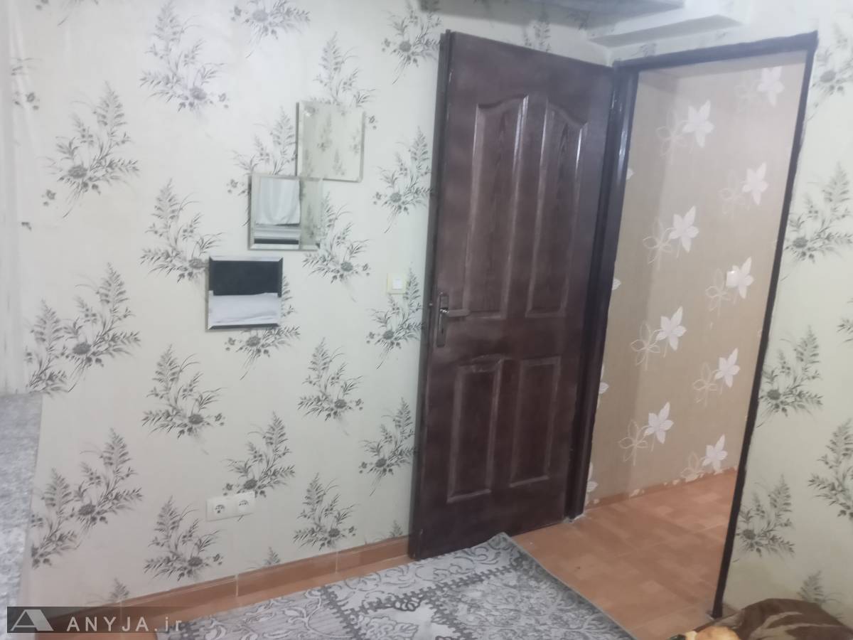 آپارتمان بختیاری، واحد طبقه دوم (همدان)
