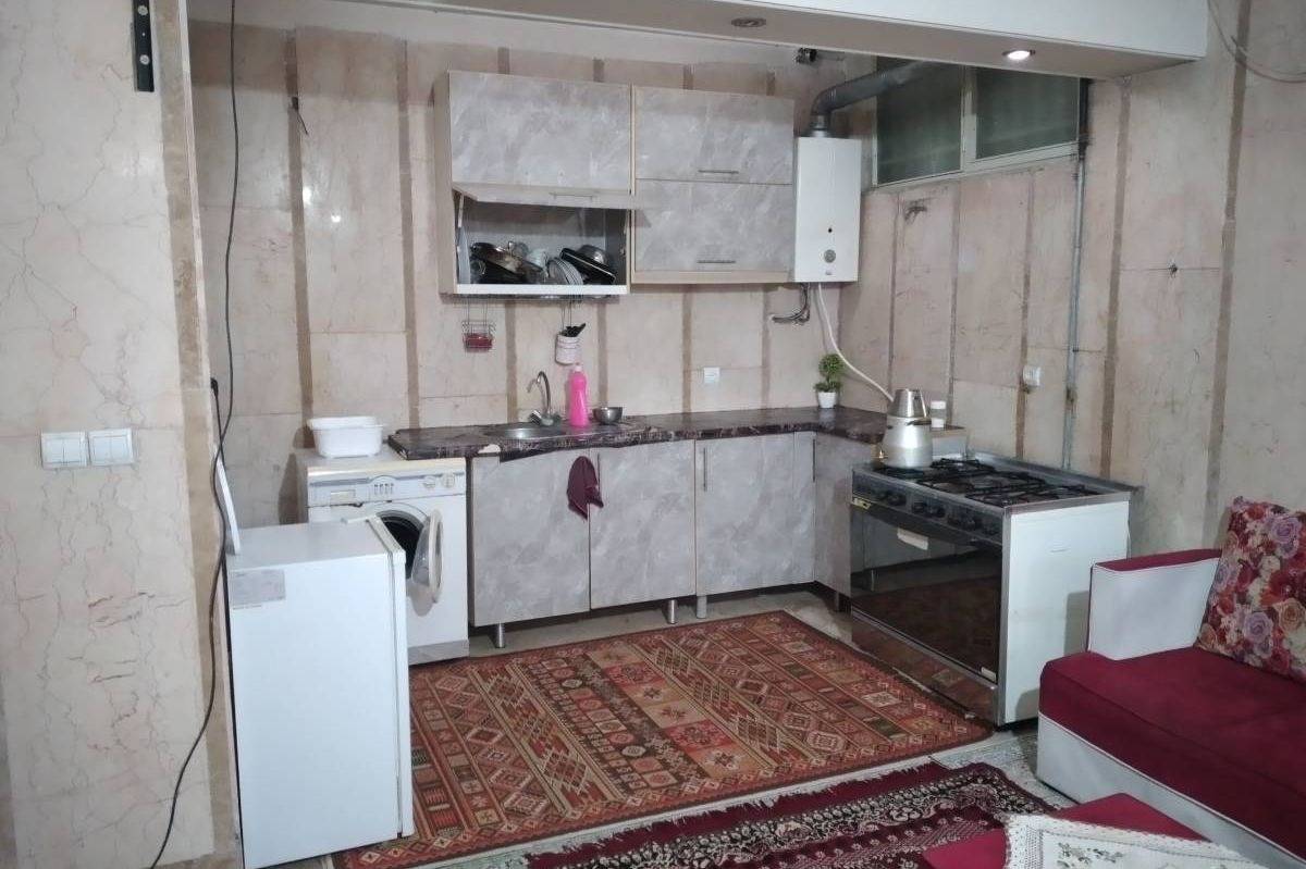 سوییت امیر پاشا یک (تهران)