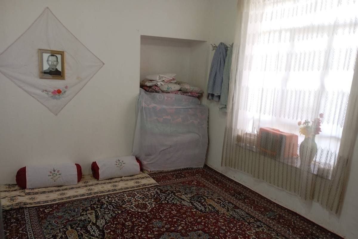 بومگردی ننه بتول، اتاق های سنتی (سمنان، میامی)