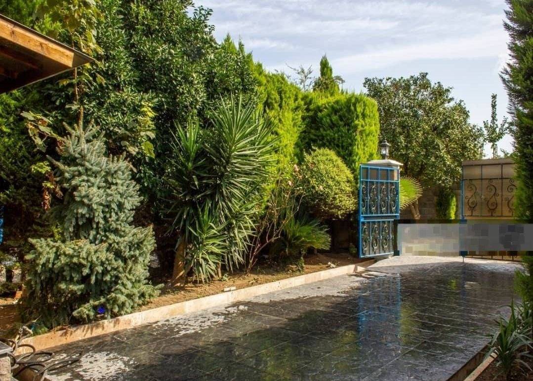 کلبه سوئیسی دوبلکس جکوزی دار (کلارآباد)