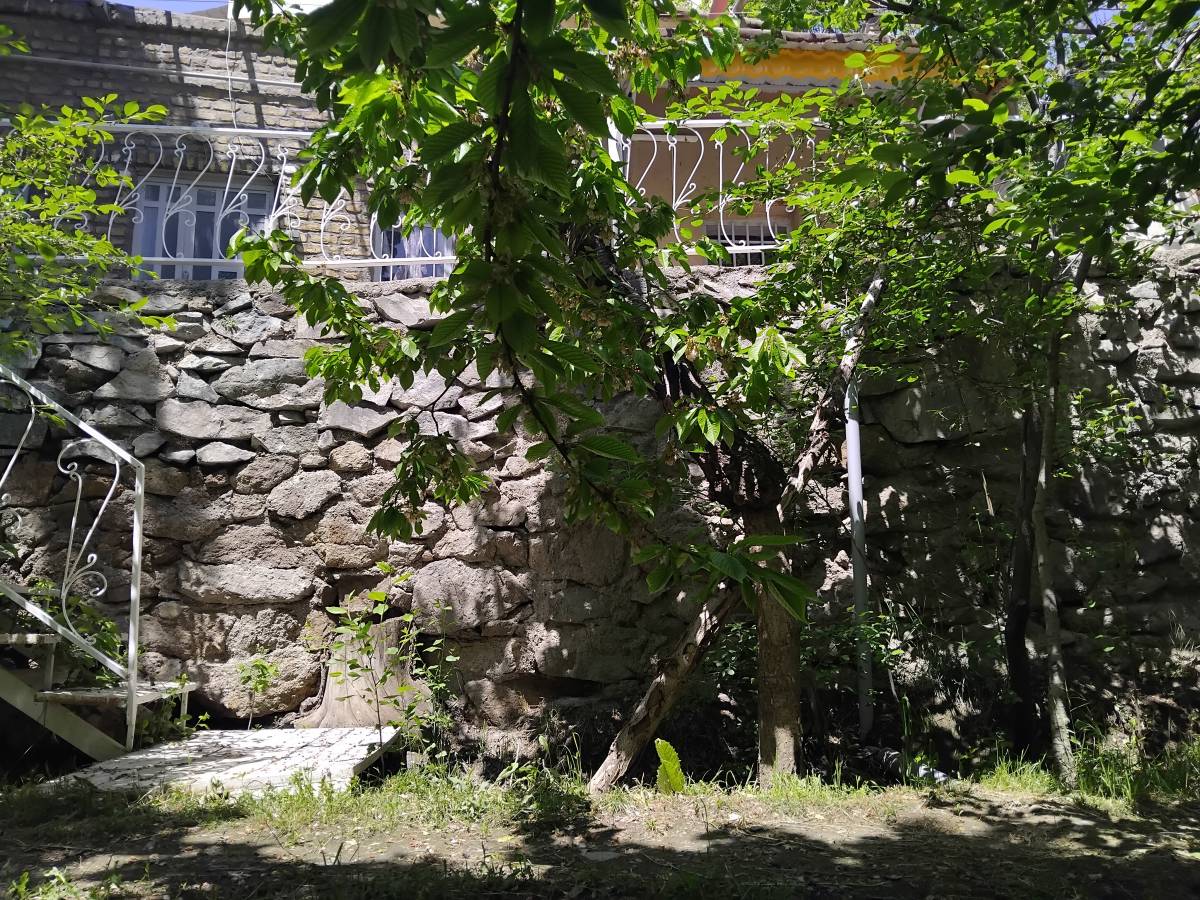 کلبه سنتی کوهستانی نفس (طرقبه)