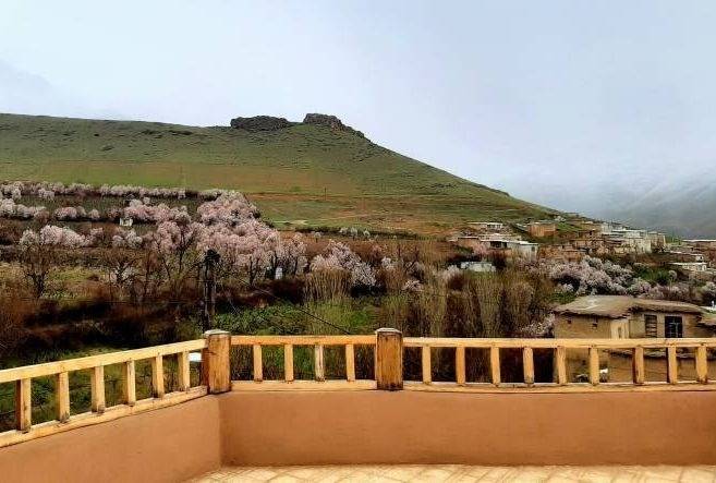 بوم گردی زران، اتاق های اختصاصی با صبحانه (روستای کندوله کرمانشاه)