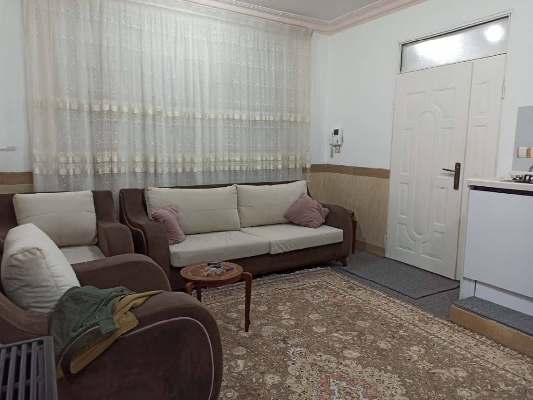 آپارتمان مبله دوخوابه دربست هیمو (بانه)