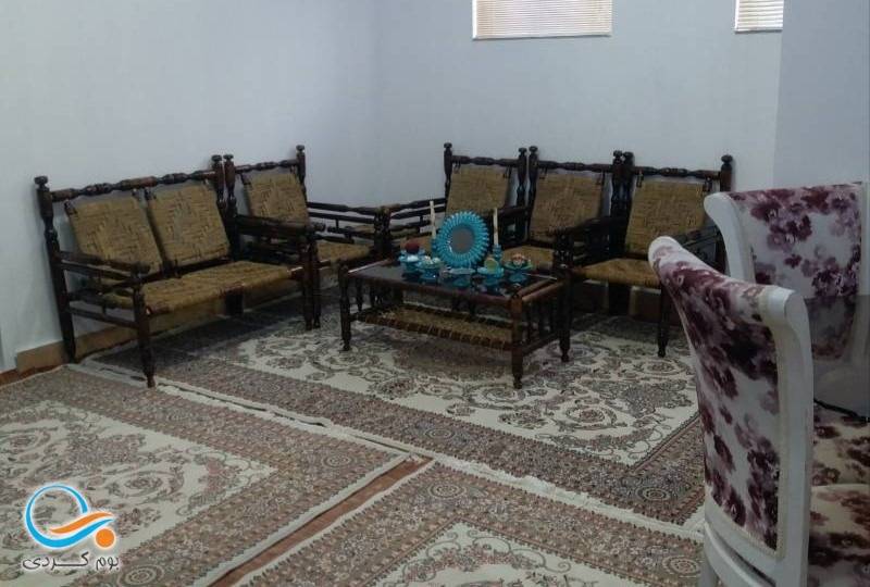 هتل آپارتمان آناهیتا، واحد همکف (تکاب، تخت سلیمان)