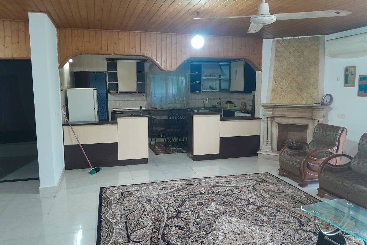 ویلا استخردار اصفهانی (محمودآباد)