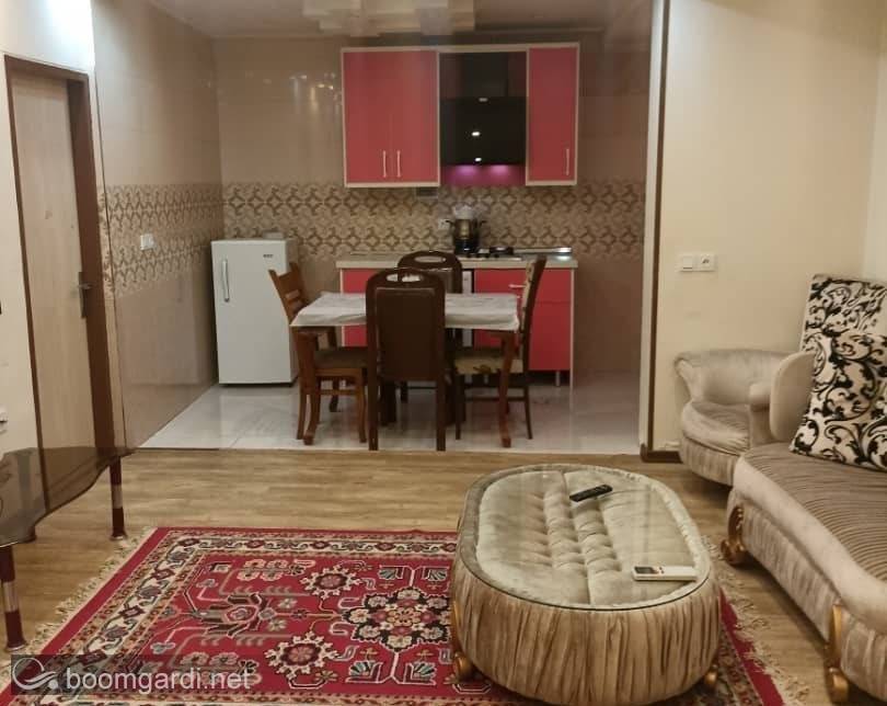 آپارتمان مبله زعفرانیه، واحد همکف (تهران، زعفرانیه)