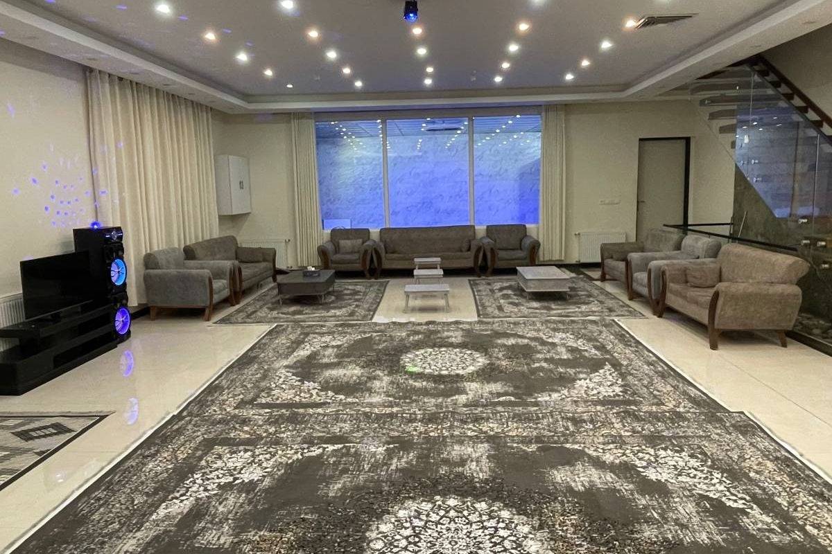 ویلا استخردار پگاسوس (چهارباغ)