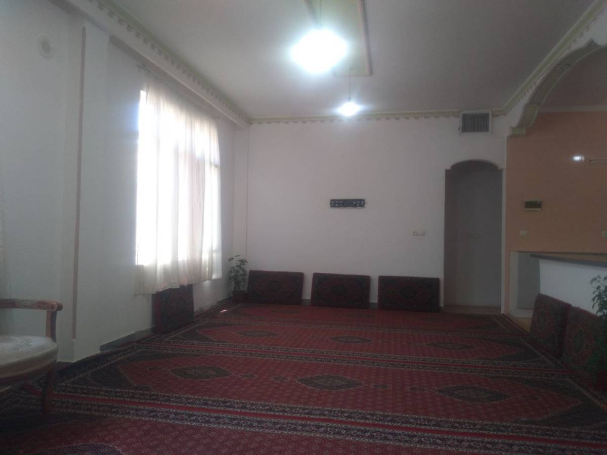 خانه دربستی 2 خوابه (اورامان تخت)