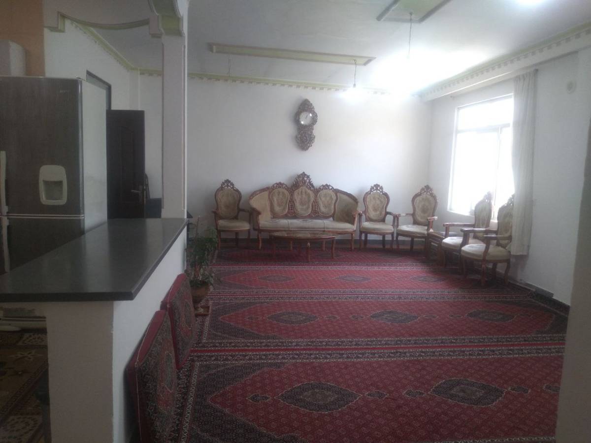 خانه دربستی 2 خوابه (اورامان تخت)