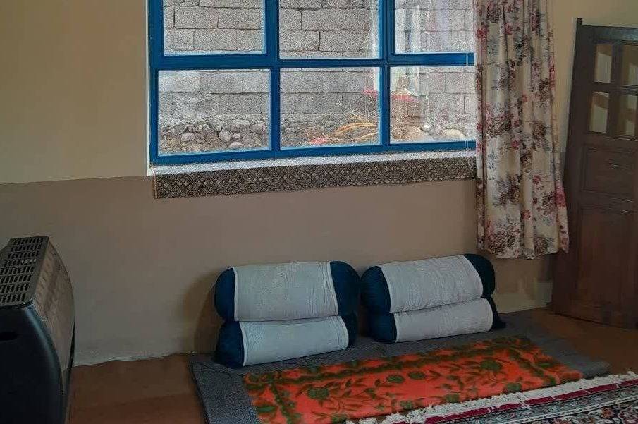 اقامتگاه بومگردی هیرکانی، اتاق ۴ (ساری)