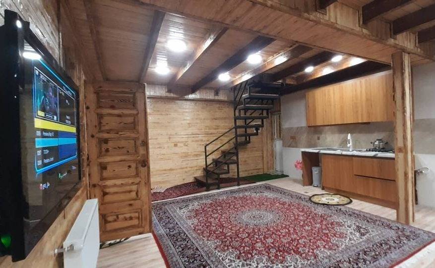 کلبه سوئیسی جنگلی جکوزی دار آرش (رامسر)