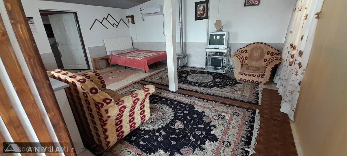 سوئیت لب ساحل (لیسار)
