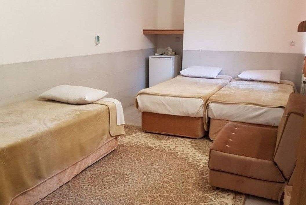 هتل اقامتگاه سنتی جنگل، اتاق 3 تخته (یزد)