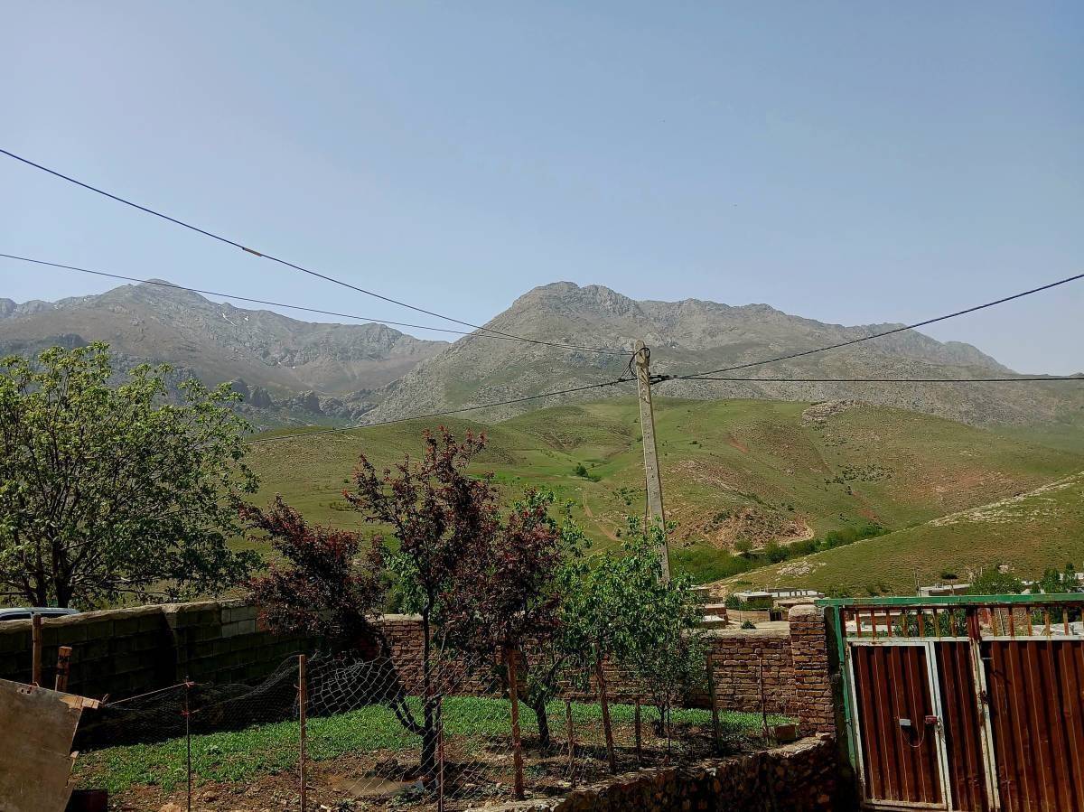 ویلا دربستی سراب توریستی فارسبان (نهاوند)