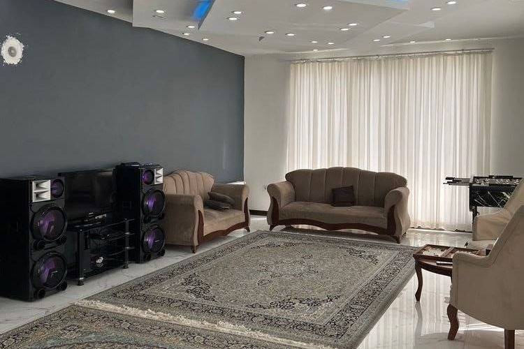 ویلا استخردار سلطانیه (چهارباغ)