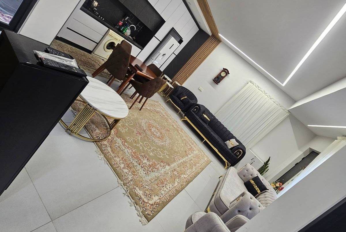 ویلا استخردار آدرینا (چهارباغ)
