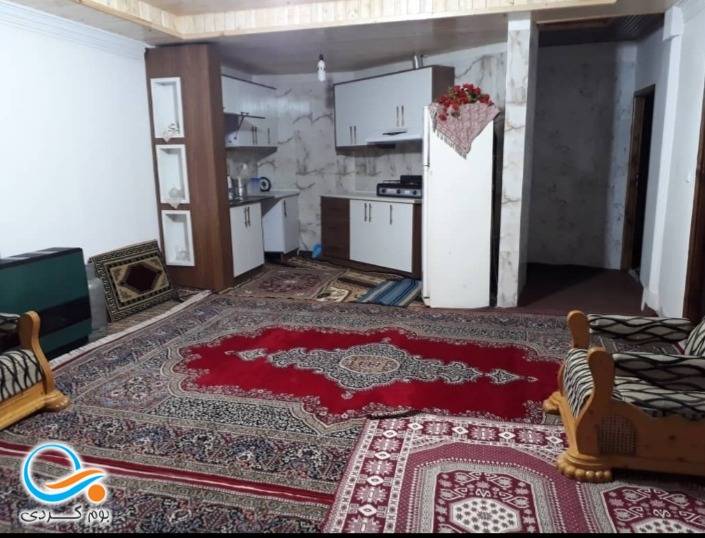 ویلایی رو به ابرها، طبقه دوم (فیلبند)