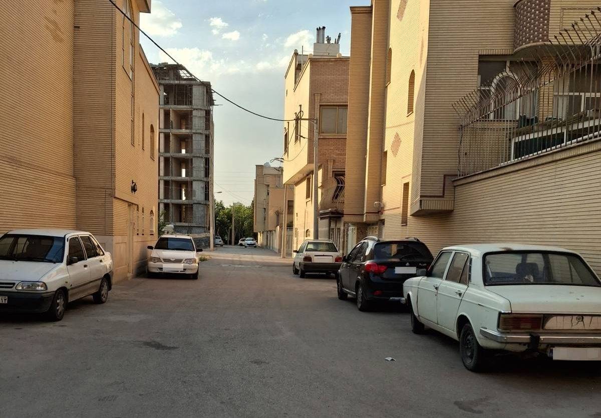 آپارتمان دوخوابه شهریار (اصفهان)