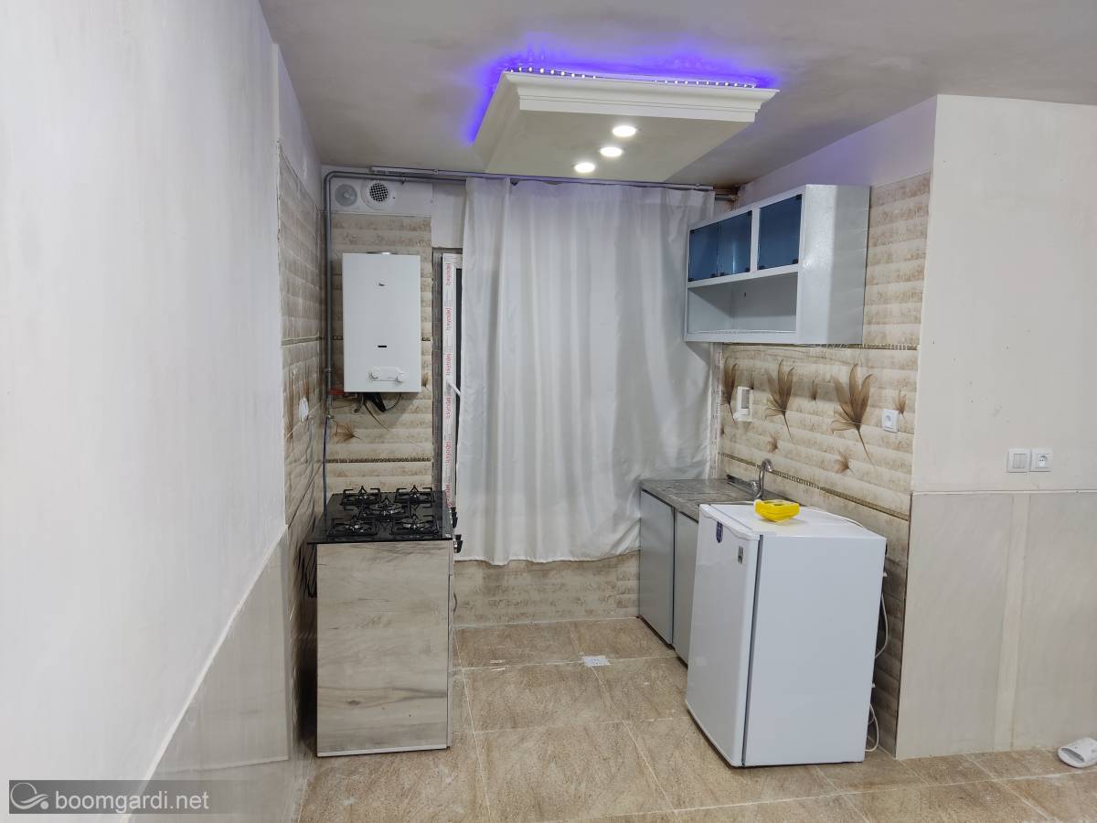 بومگردی قله تخت زنگی، اتاق های چهار نفره (کردستان، کامیاران)