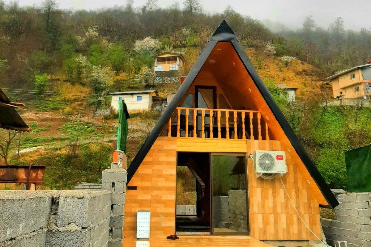 کلبه جنگلی بهزاد (شیرگاه)