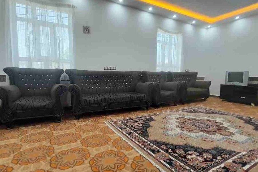 آپارتمان دوخوابه تخت سلیمان (تکاب)
