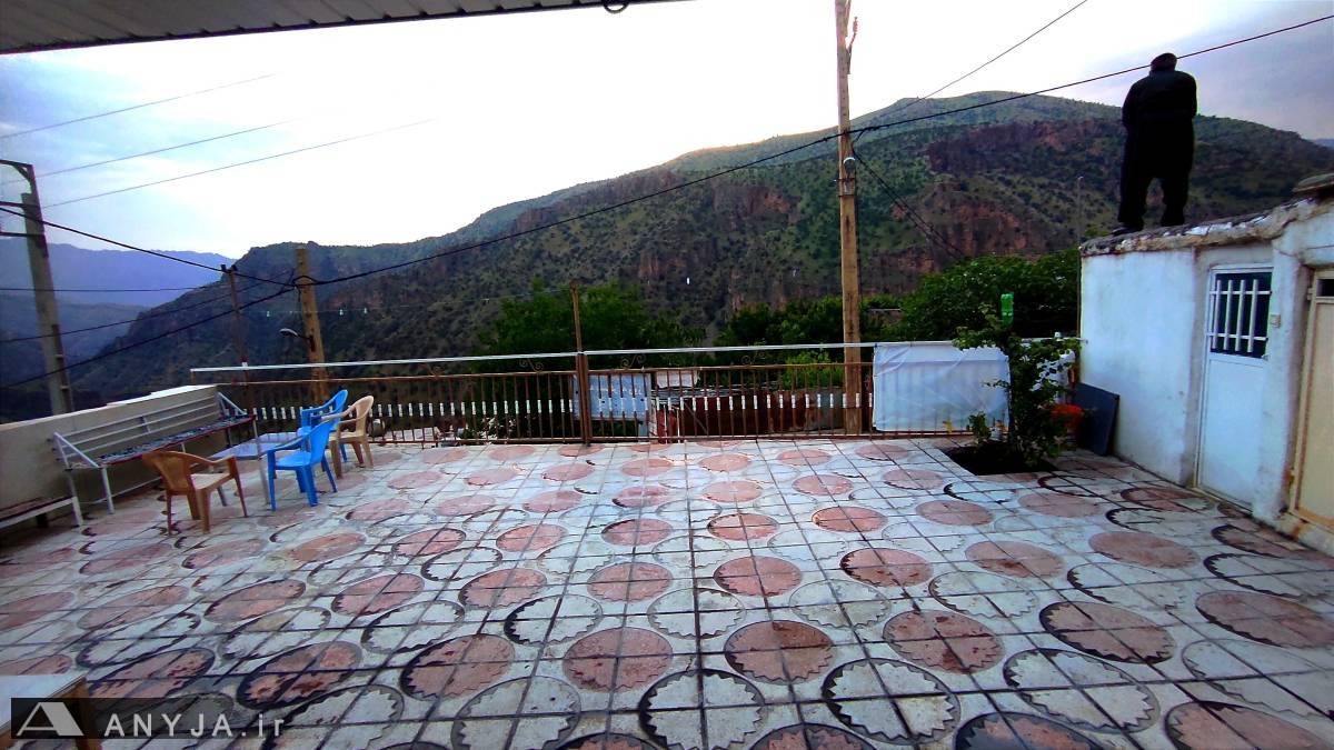 خانه دربستی کاظم (پاوه، روستای دشه)