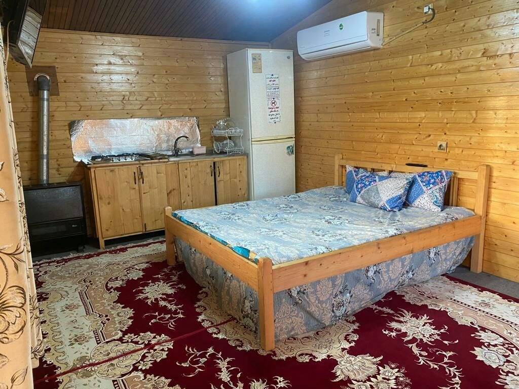 کلبه چوبی هیرسا (بابلکنار)