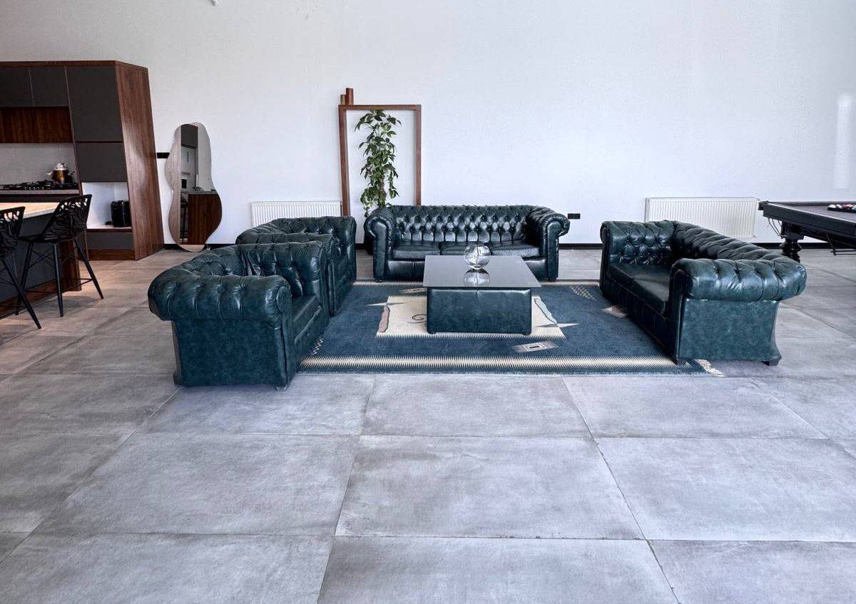 ویلا استخردار ارامیس (چهارباغ)