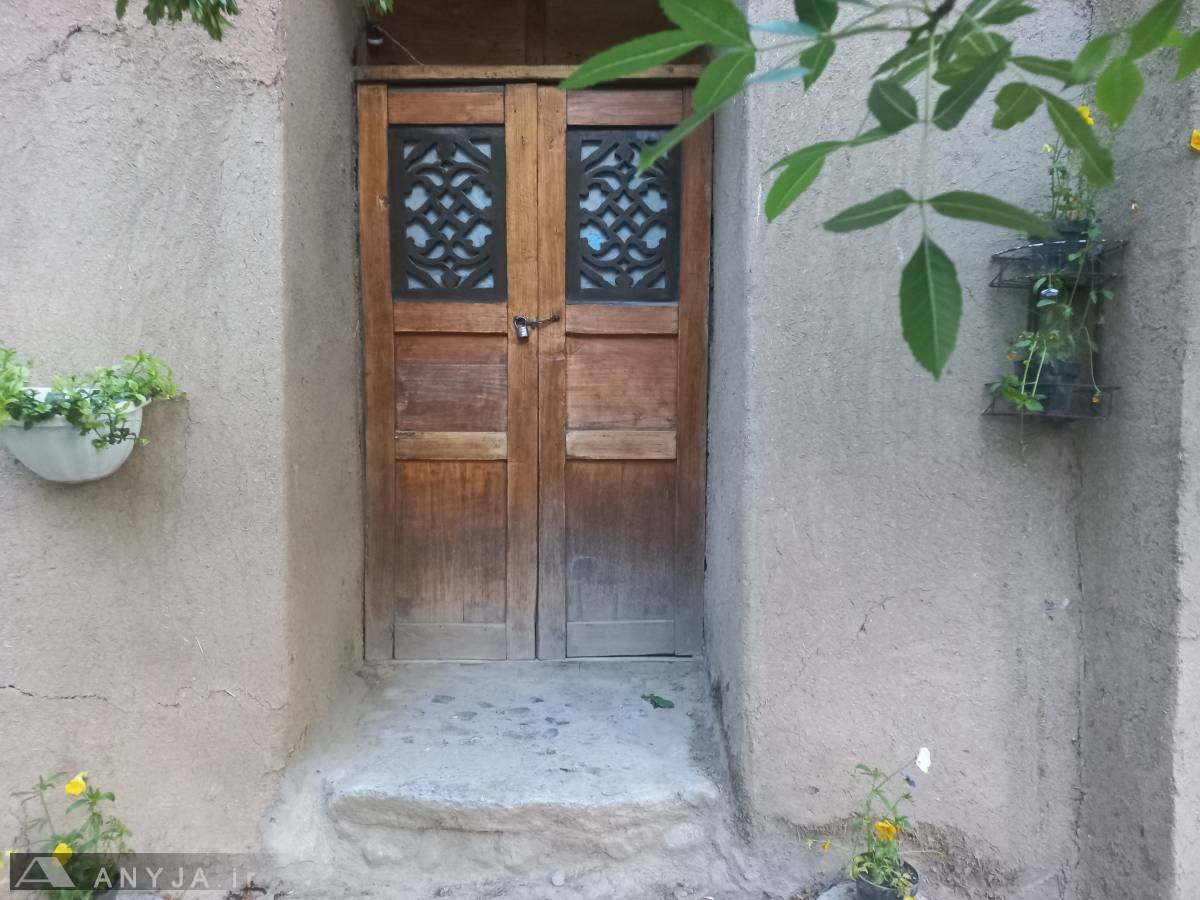 بومگردی سرای کربلایی فریدون، اتاق4(سایه نشین)(گلپایگان)