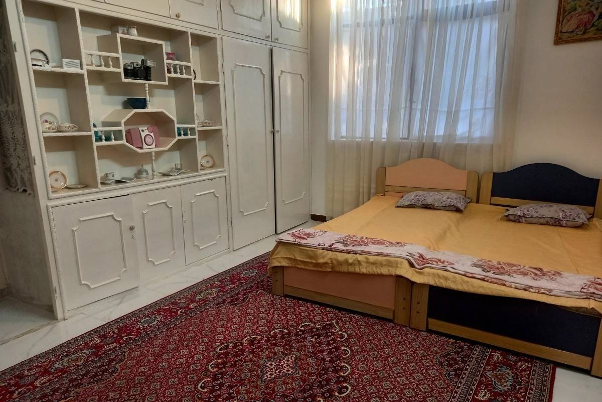 آپارتمان نیاوران (اصفهان)