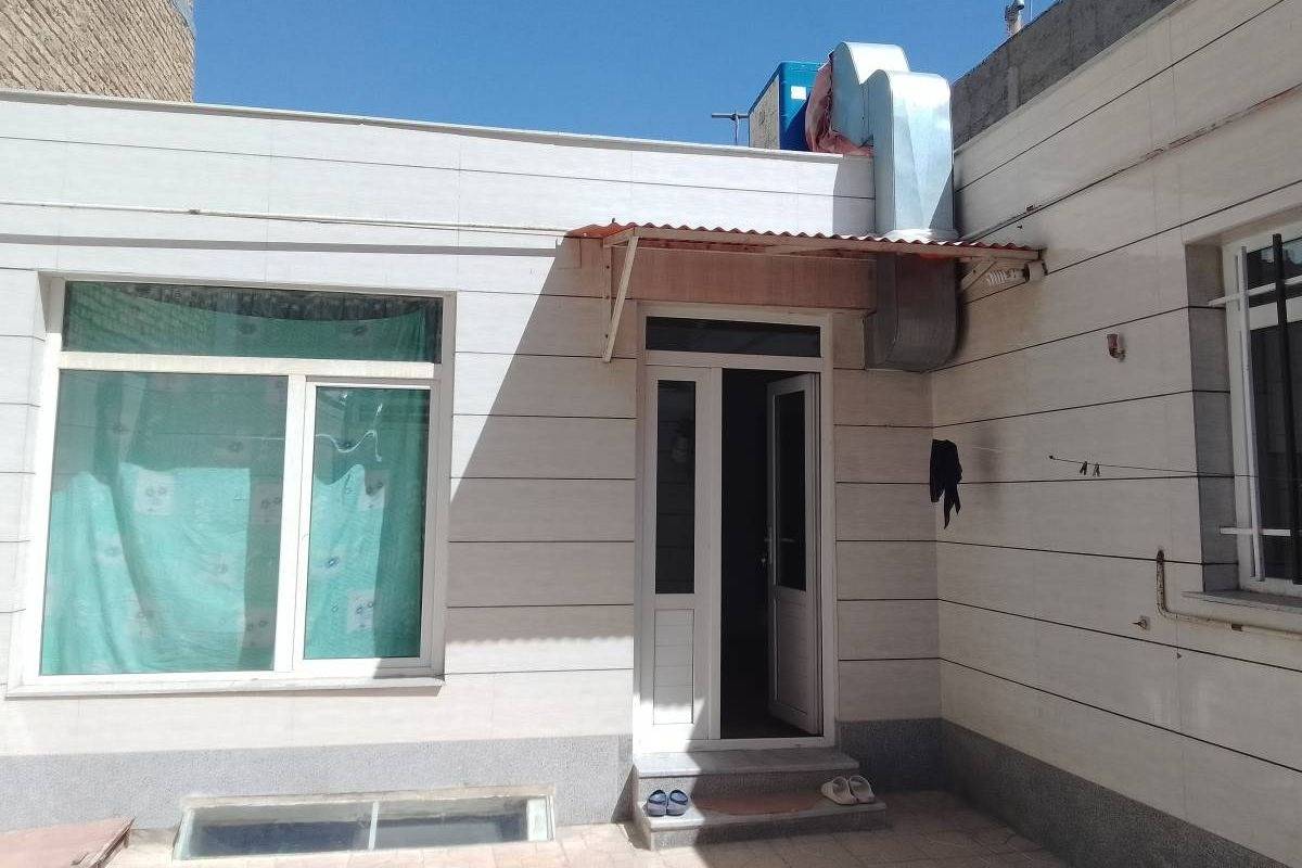 منزل ویلایی دربست (همدان)