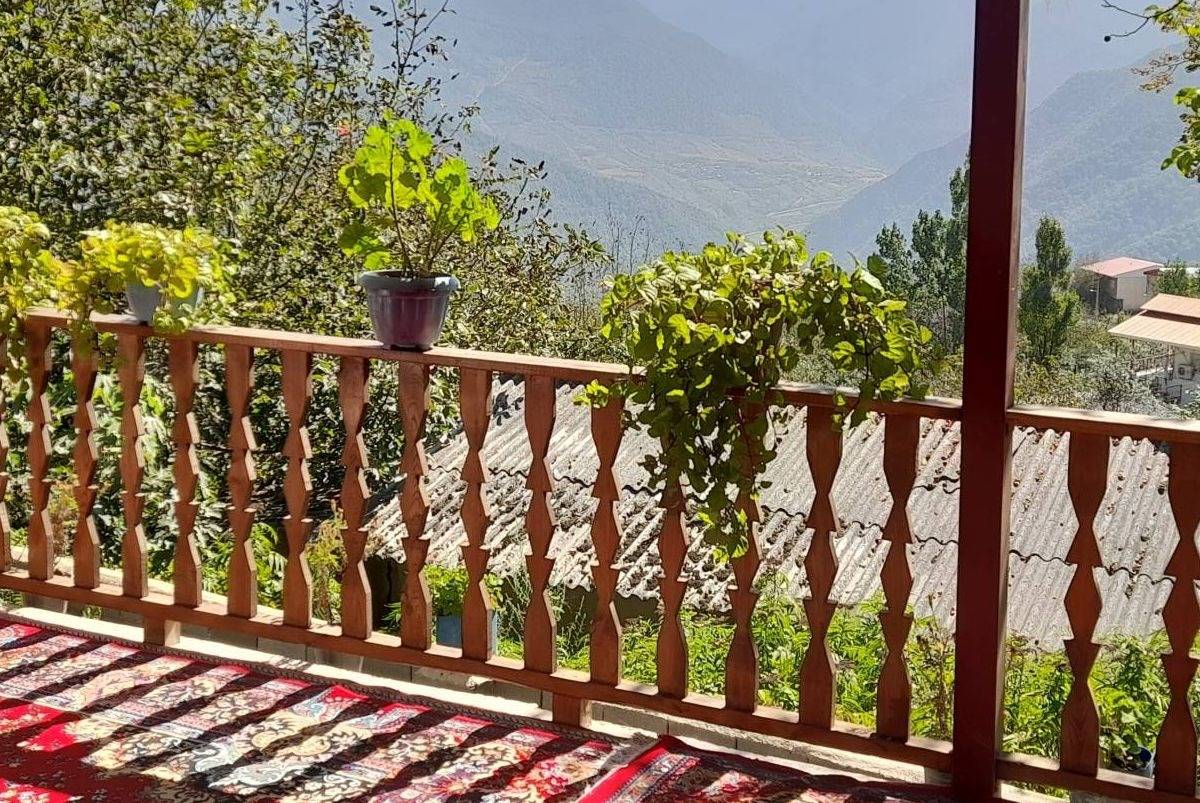 بومگردی عمو نبی (علی آباد)