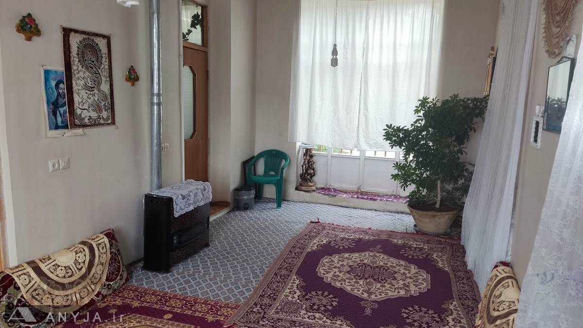 سوئیت دوخوابه مادرانه (اصفهان، برزک)