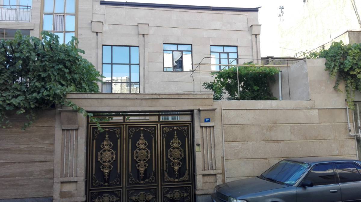 سوئیت آپارتمان ویلایی فرهنگ (مرکز شهر همدان)