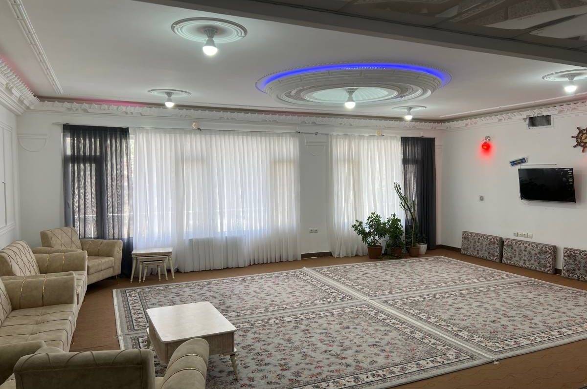 آپارتمان چاوان (اورامان تخت)