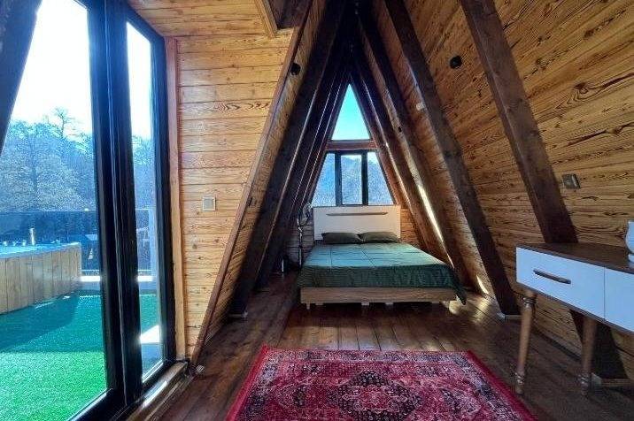 کلبه سوئیسی جکوزی دار رووا دیافه (بابل)