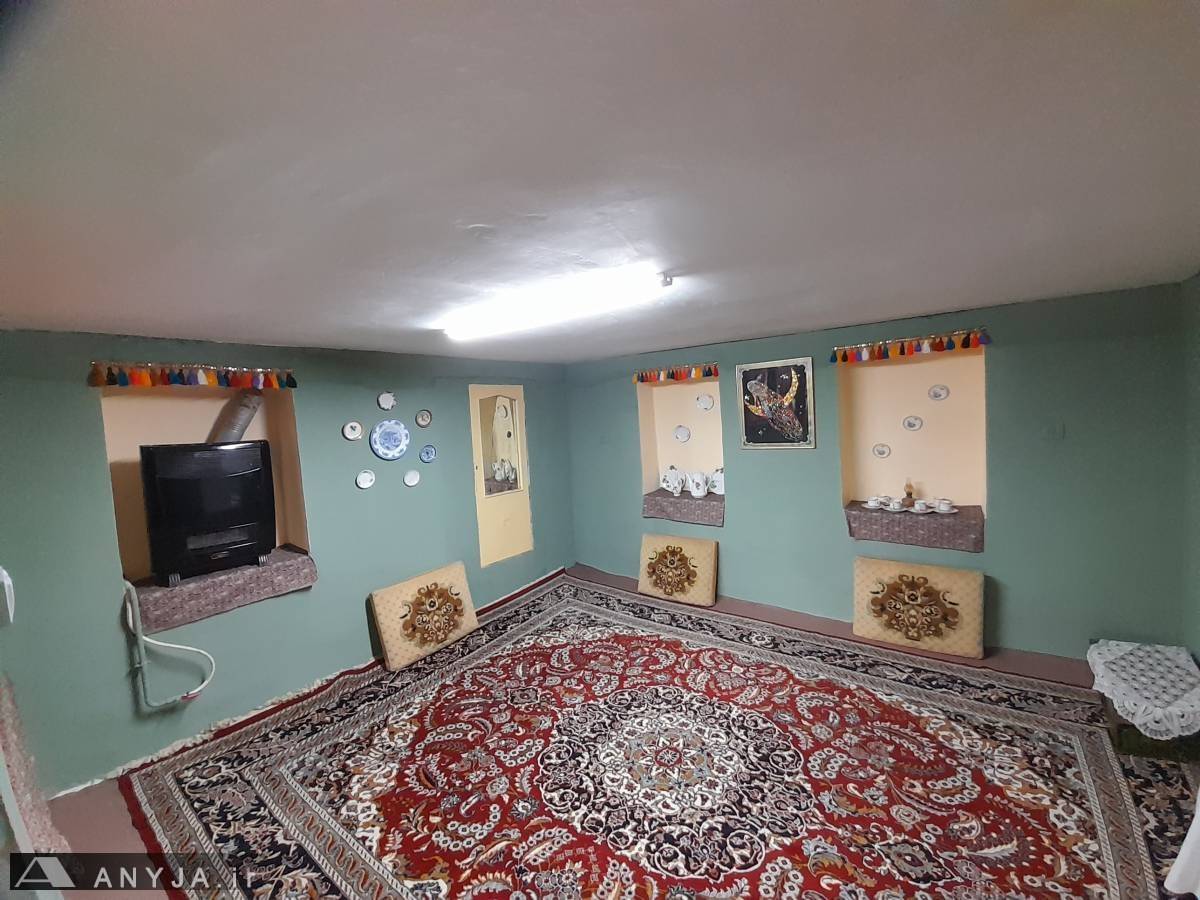 بومگردی شوروم (شفت)