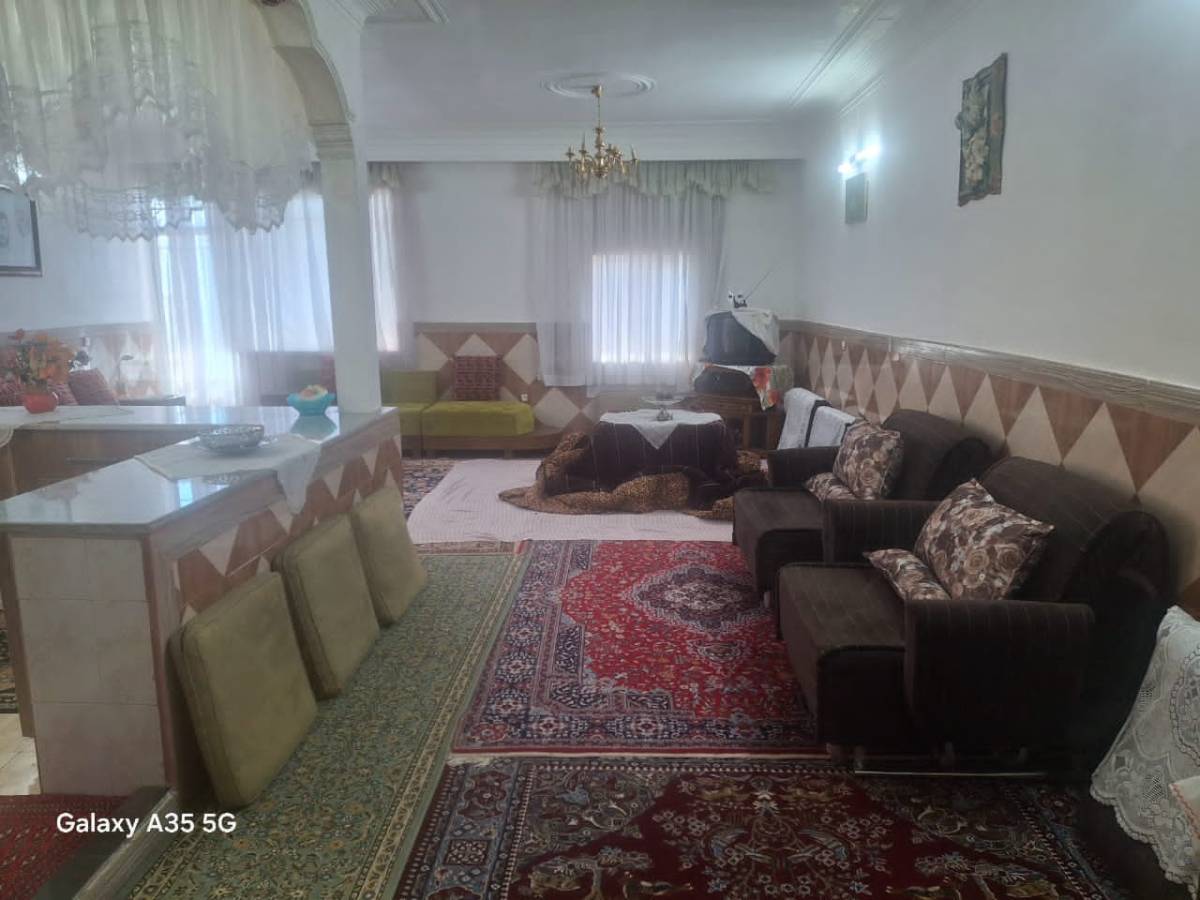 سوئیت دربستی رضایی (قلعه الموت قزوین)