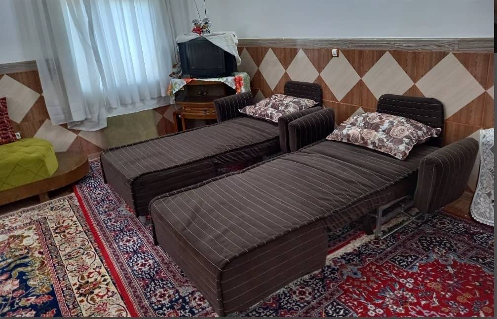 سوئیت دربستی رضایی (قلعه الموت قزوین)