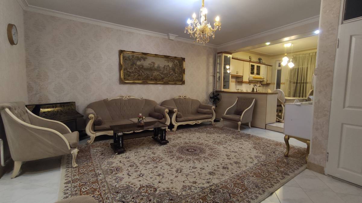 سوئیت آپارتمان خانه مسافر (تکاب)