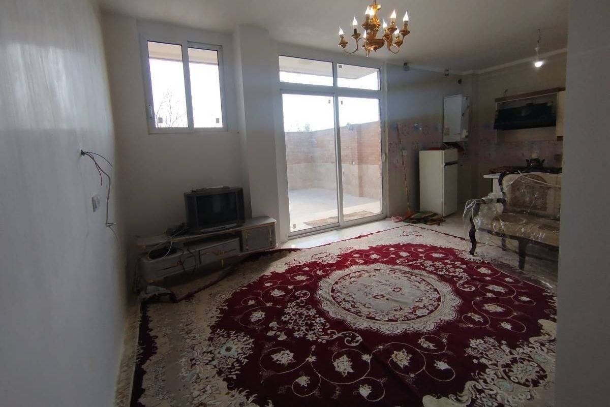 آپارتمان تک خواب همکف همت آباد (نجف آباد)