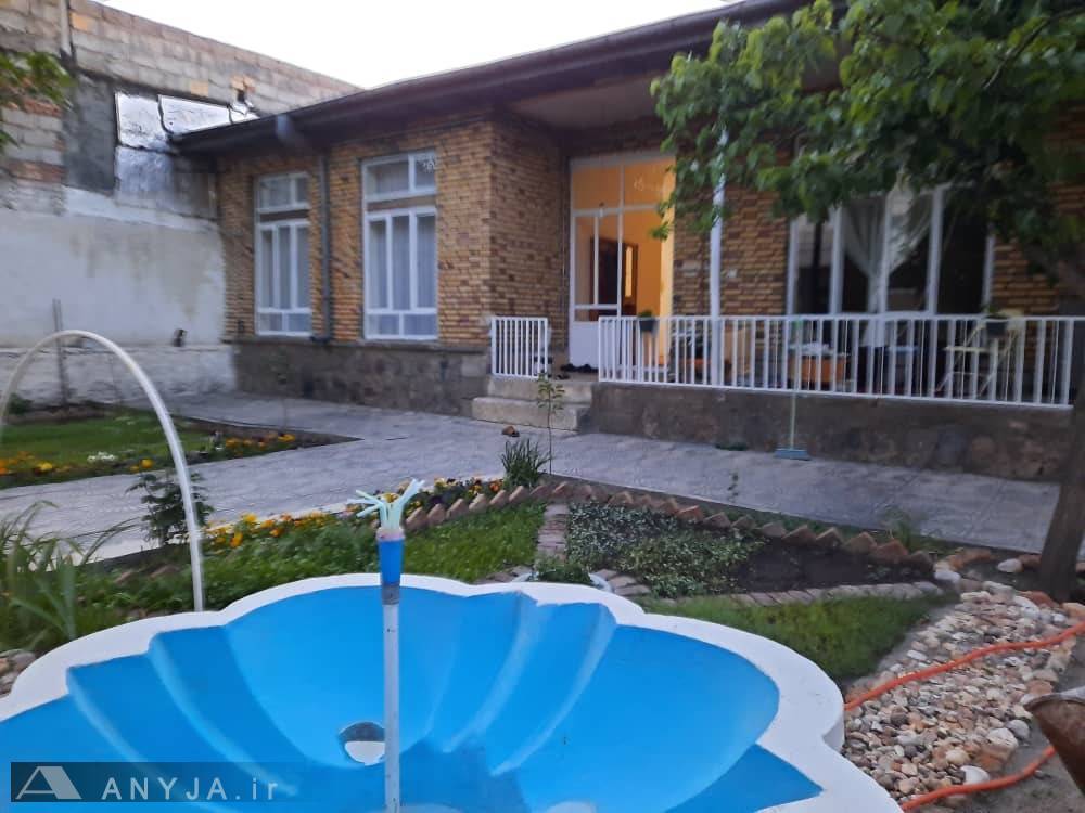 منزل دوخوابه مادربزرگ (مشگین شهر)