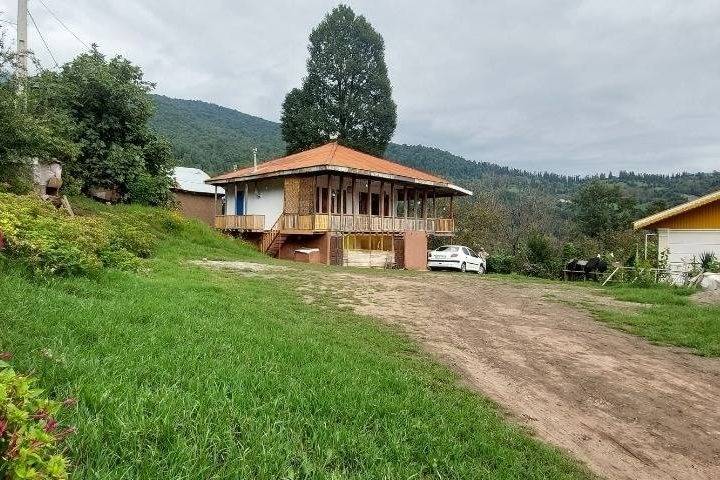 خانه سنتی پدربزرگ (توتکابن)