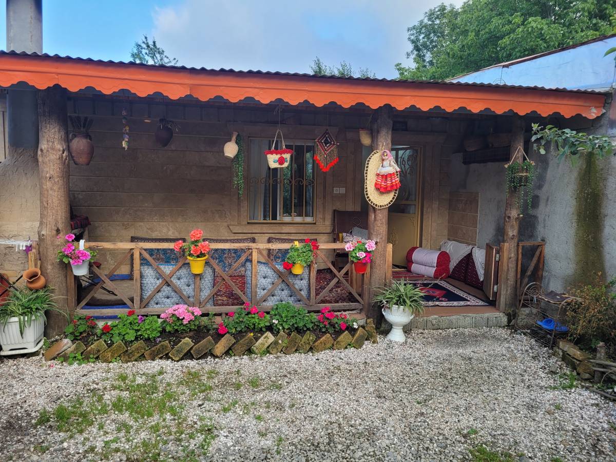 سوئیت سنتی دربست (رامسر، جواهرده)