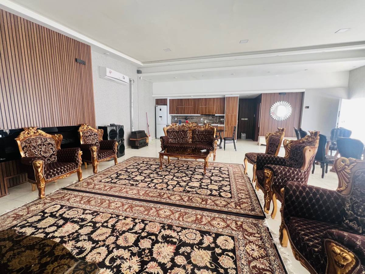ویلا باغ استخردار رز سفید (اصفهان)