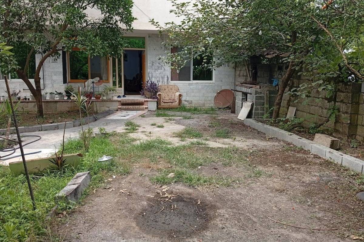 خونه باغ دوخوابه ستاره (نوشهر)